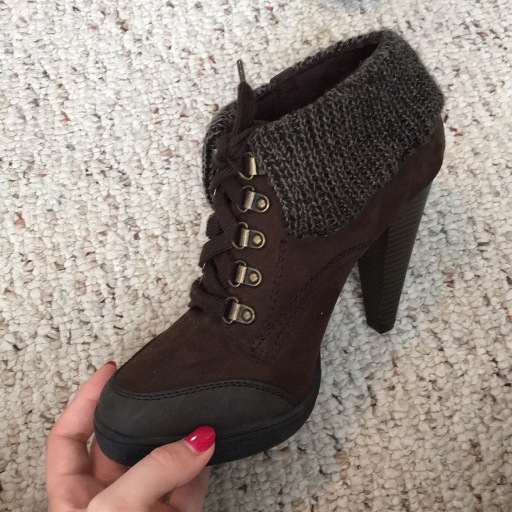 Boot heals - Picture 2 of 5